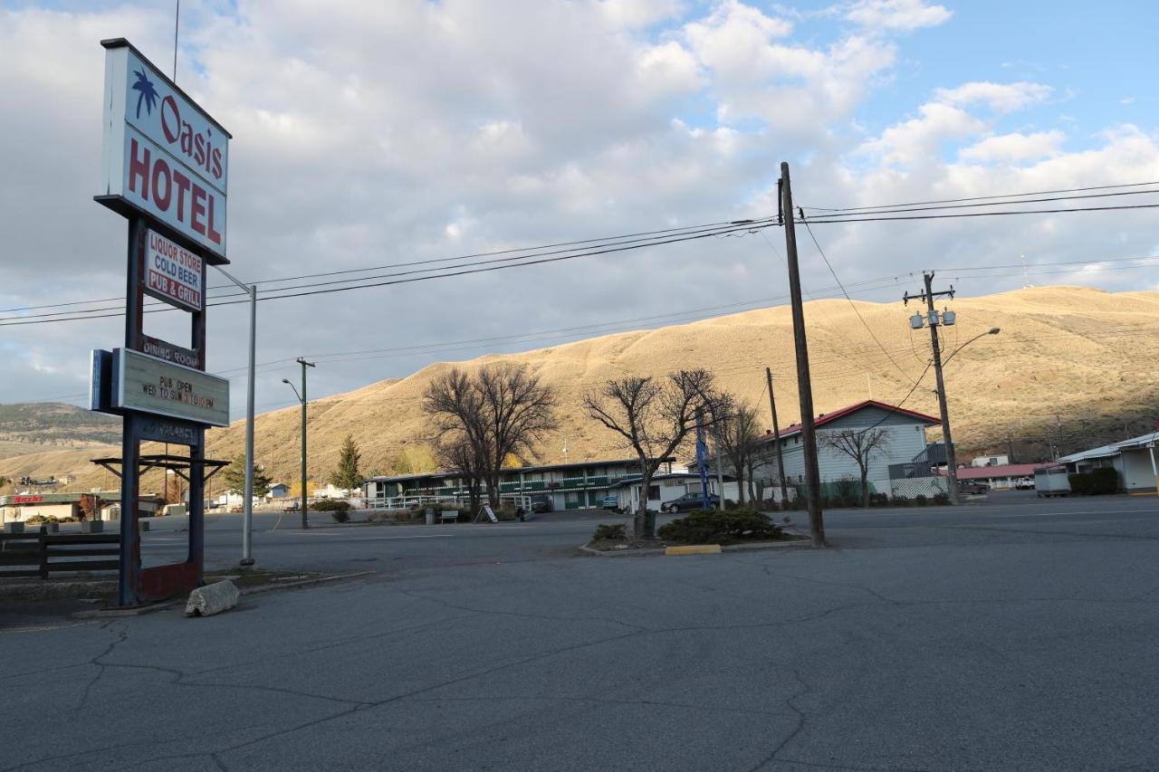 Oasis Hotel Cache Creek Eksteriør billede