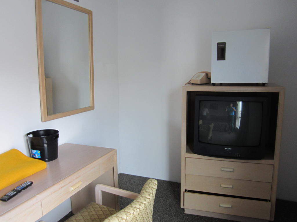 Oasis Hotel Cache Creek Eksteriør billede